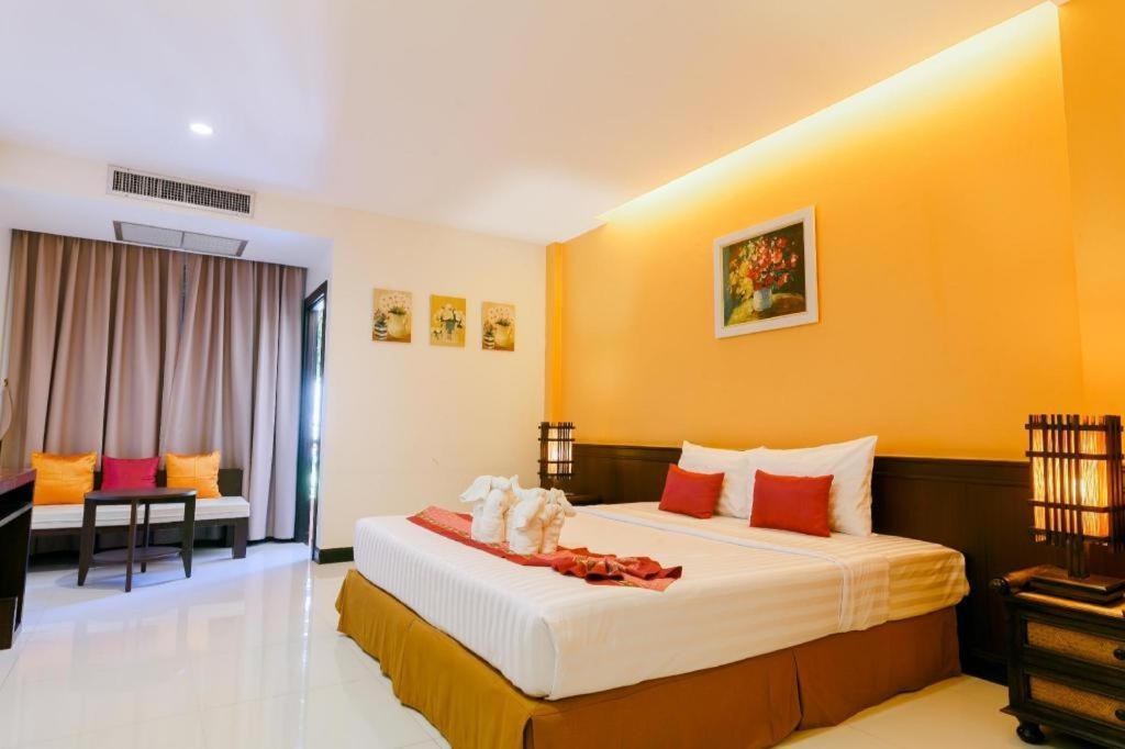 City Park Hotel Phatthalung Extérieur photo