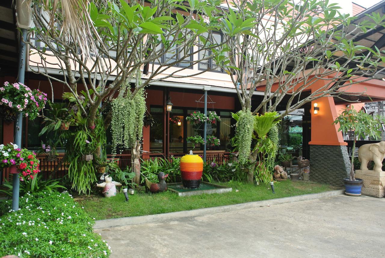 City Park Hotel Phatthalung Extérieur photo