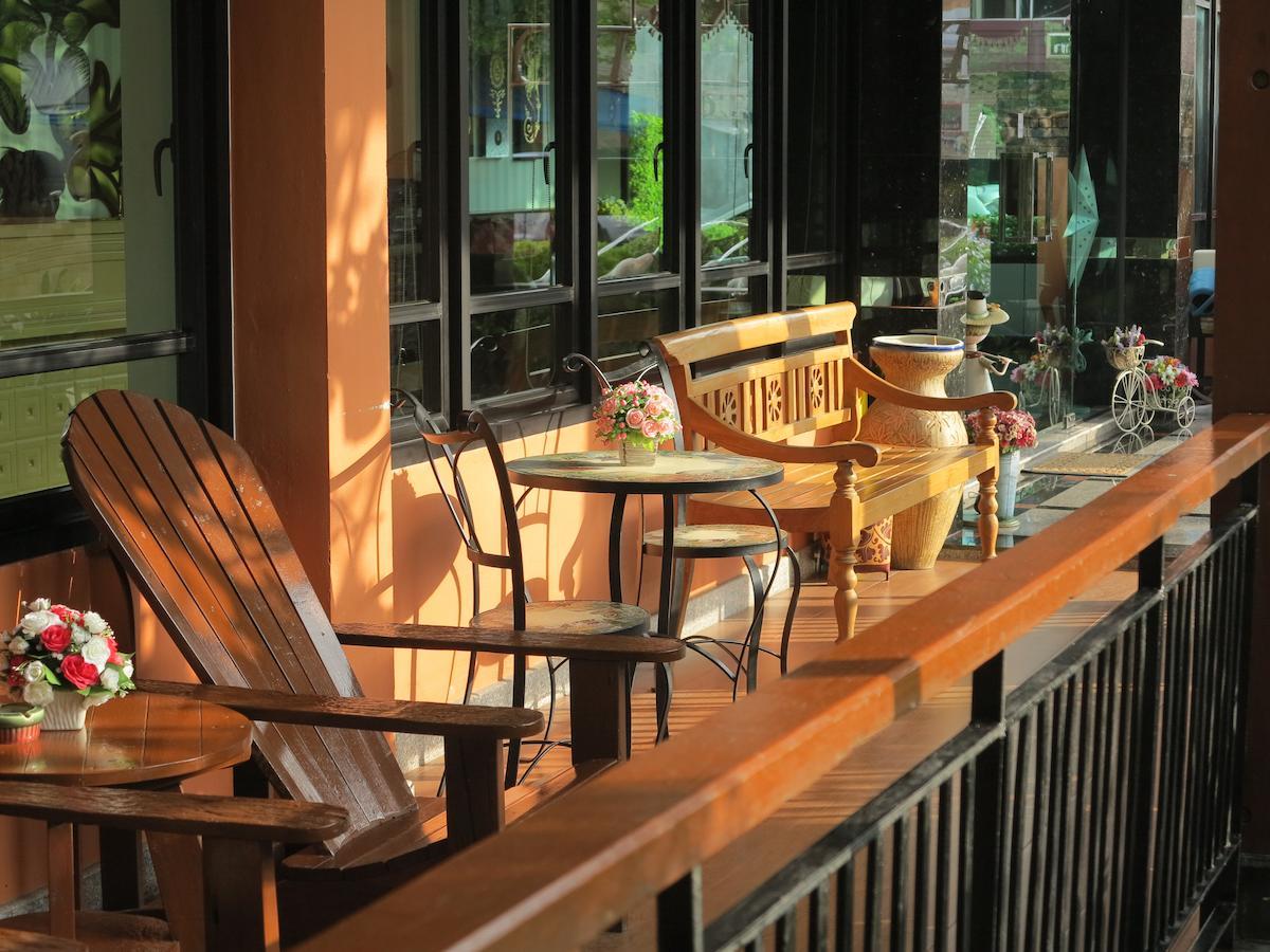 City Park Hotel Phatthalung Extérieur photo